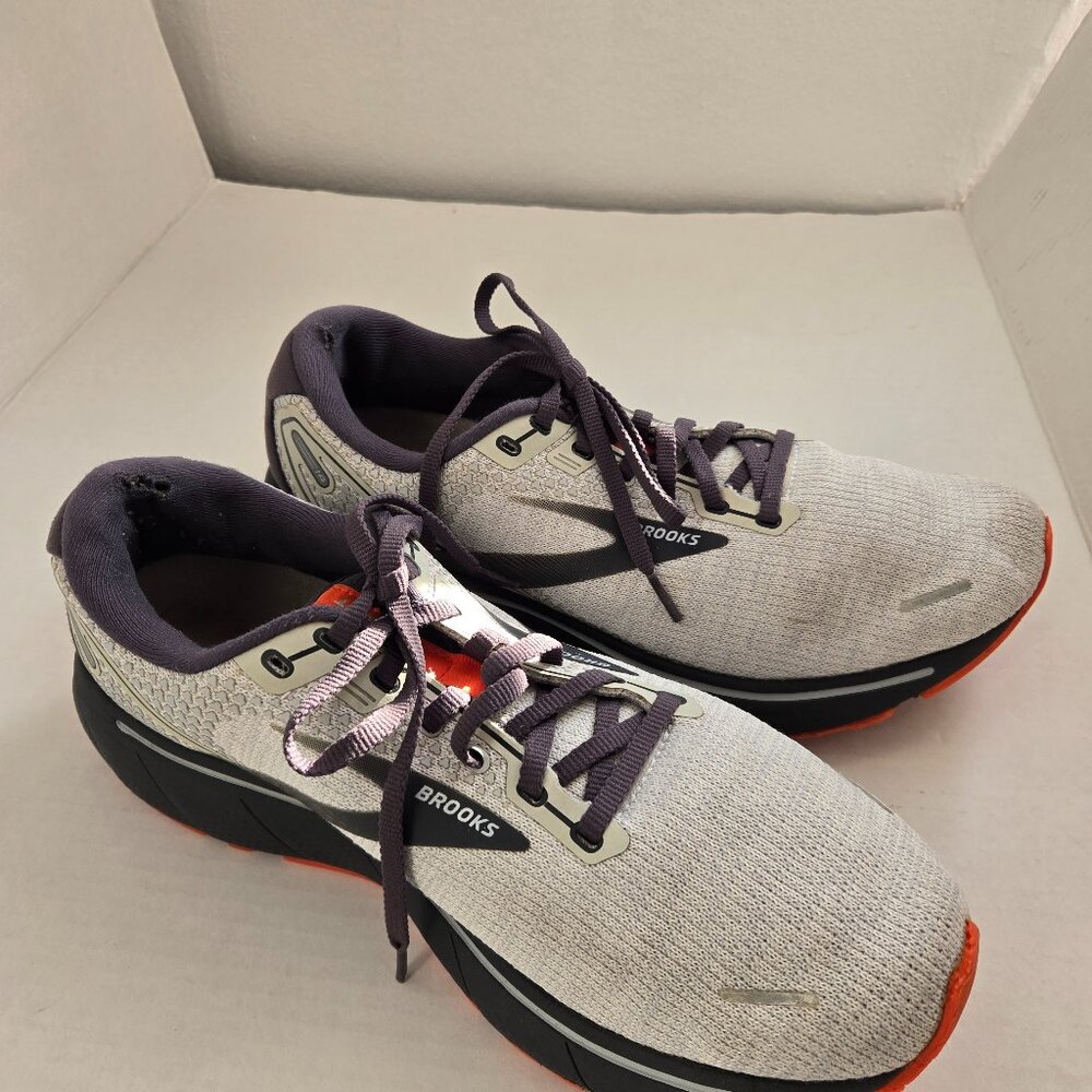 Brooks Ghost 14 Running Shoes for Men Size 9.5D